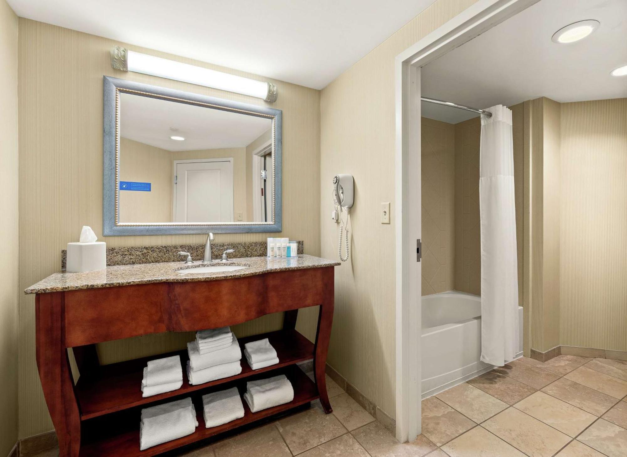 Hampton Inn & Suites Норт-Конвей Экстерьер фото