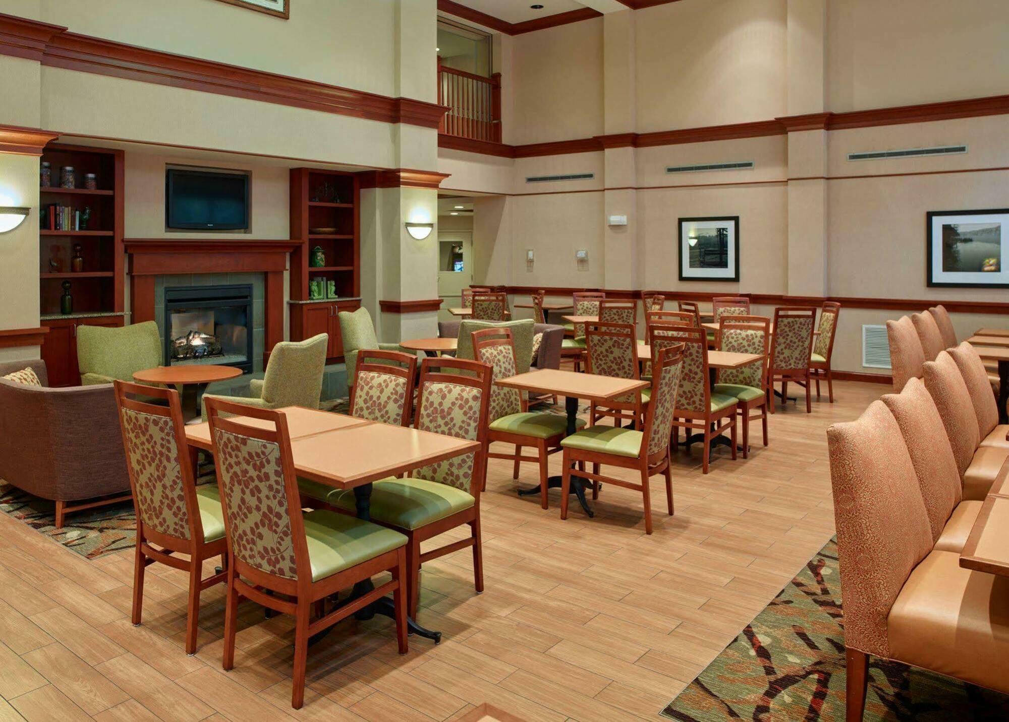 Hampton Inn & Suites Норт-Конвей Экстерьер фото